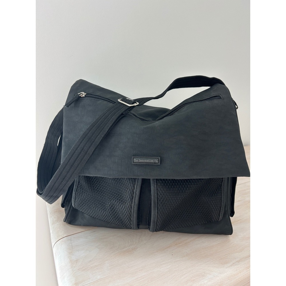 The Generation Co Black Messenger Bag Multi Pocket Canvas Crossbody Travel Workā